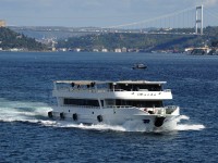 A_cruise_on_Bosphorus_in_the_Afternoon_skylin_travel_oran_algerie_.jpg
